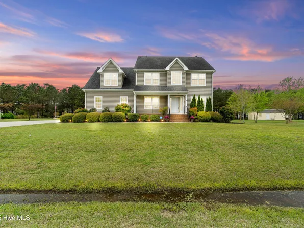 104 Creekside Drive, Moyock, NC 27958