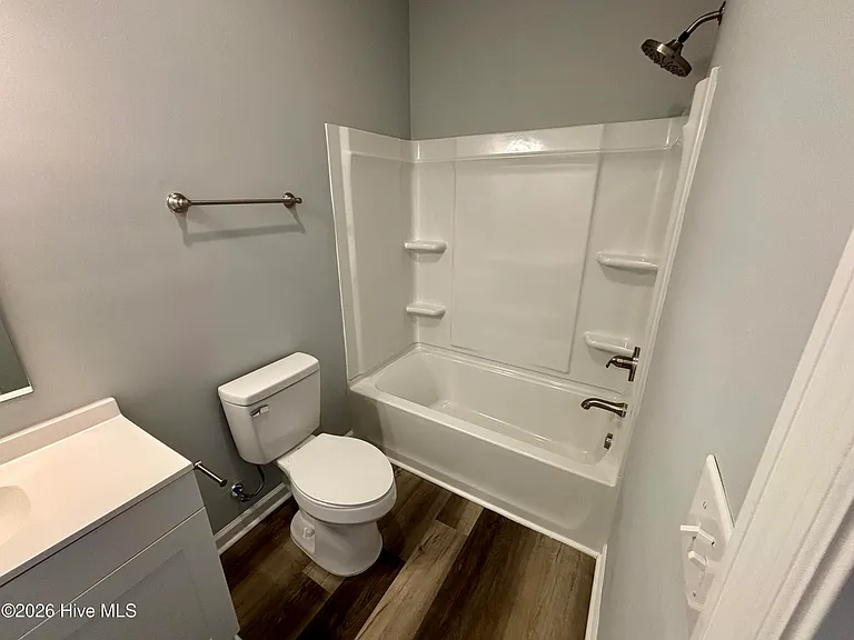 112 Telfair St #B — Photo 17