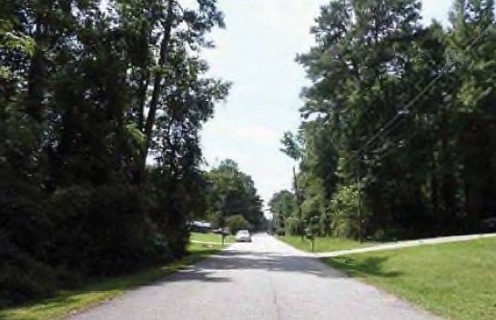 2nd image of 5565 Harper Blvd