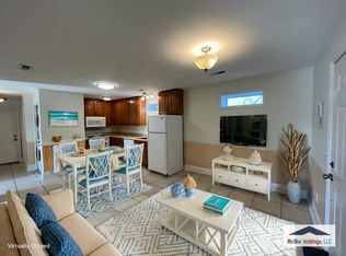 129 King St APT B, Georgetown, SC 29440