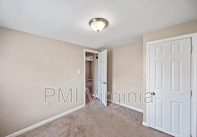 4217 Dunning Rd — Photo 7
