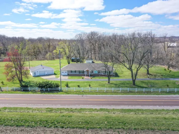 33571 Chapel Hill Rd, Salisbury, MO 65281