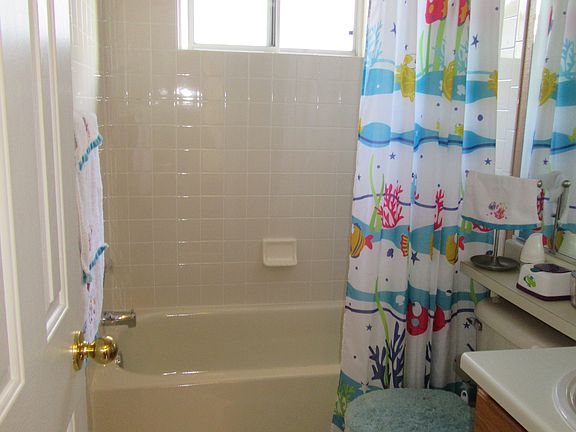 second bathroom upstaris