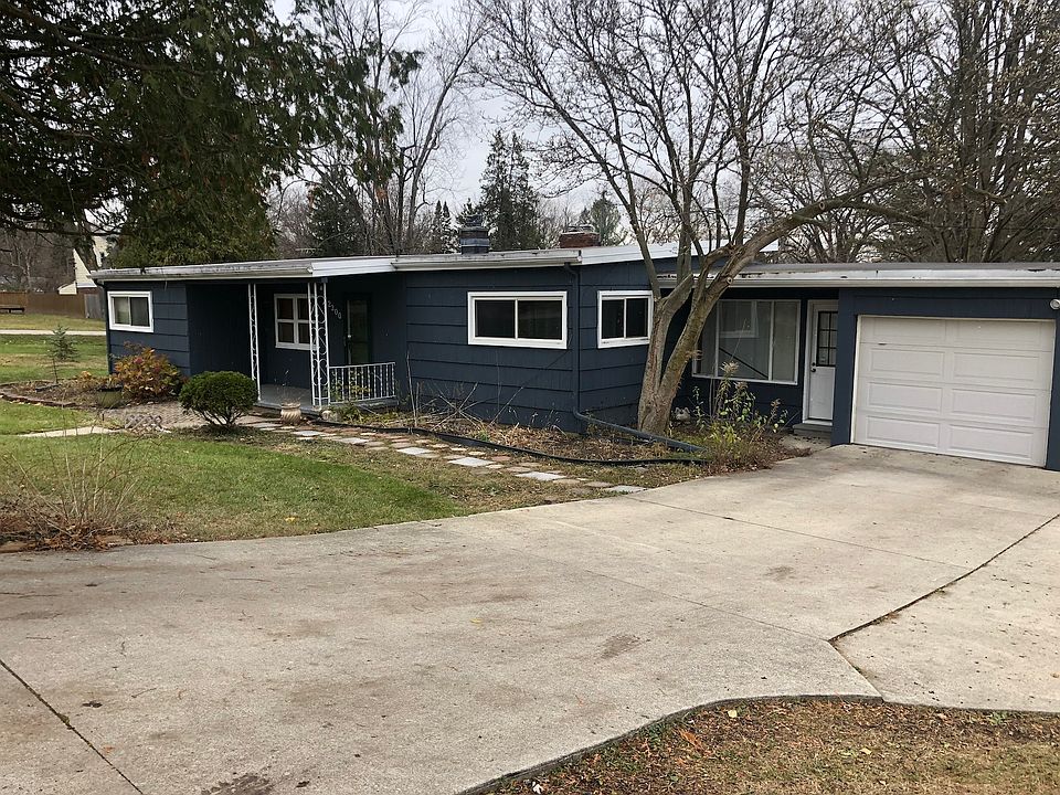 1st image of 2300 Midvale Ave