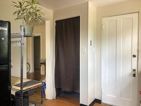 3rd image of 412 E Mitchell Ave #1