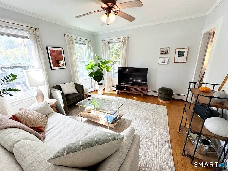 73 Lawrence St #2 — Photo 2