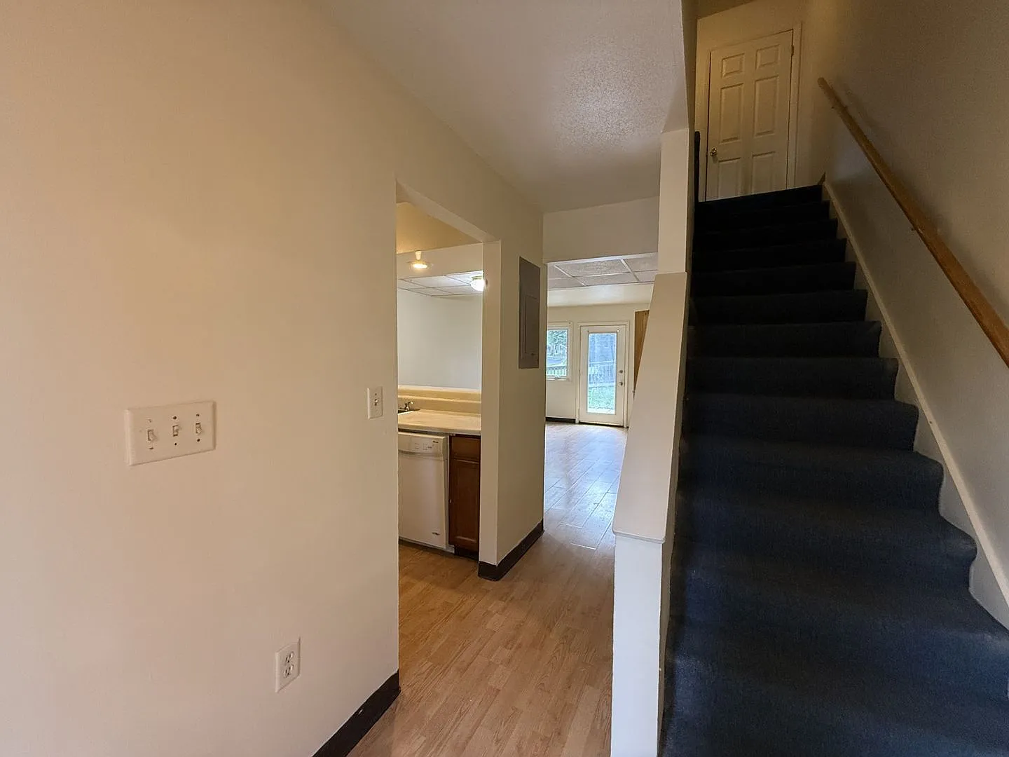 Biscayne/Sarasota 2 Bedroom Townhome on W. College Ave. — Photo 3