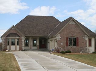 W232N8240 Five Iron Way, Lisbon, WI 53089