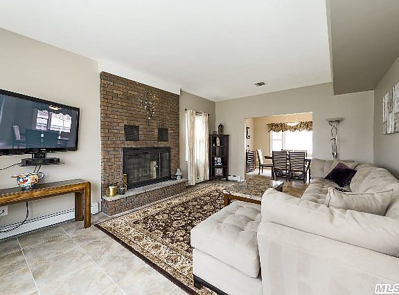 5th image of 25 Lido Blvd