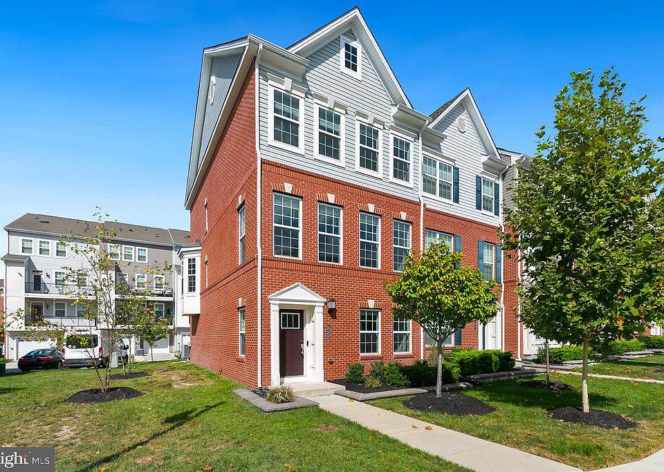 1st image of 7969 Blue Stream Dr