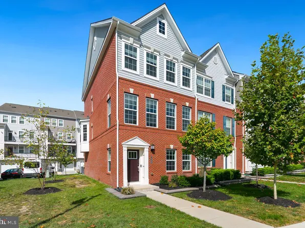 7969 Blue Stream Dr, Elkridge, MD 21075