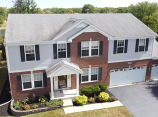 4N583 James Michener Dr, St Charles, IL 60175