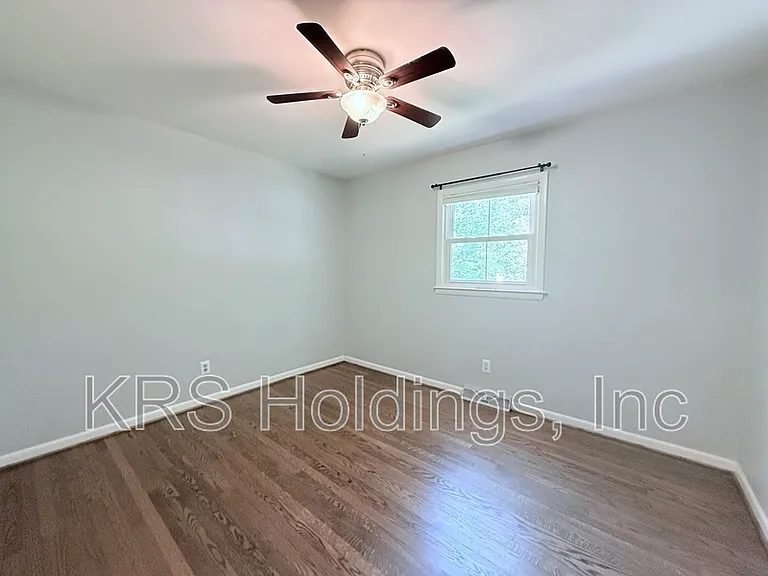 1512 Basewood Dr — Photo 23