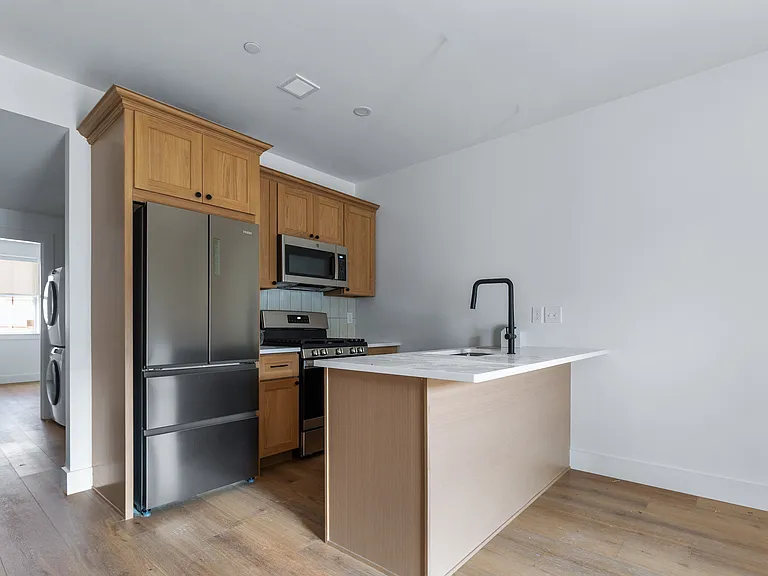 113 Ives Street — Photo 109