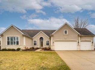 707 Landen Ln, Lake Villa, IL 60046