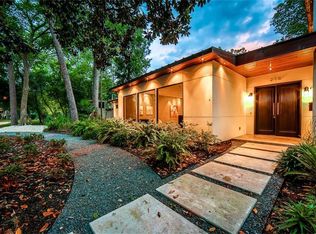 218 Pine Hollow Ln, Houston, TX 77056