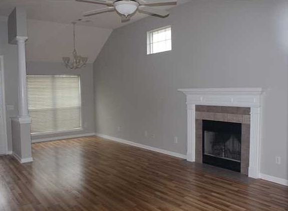 3rd image of 5525 Meadow Lark Ct