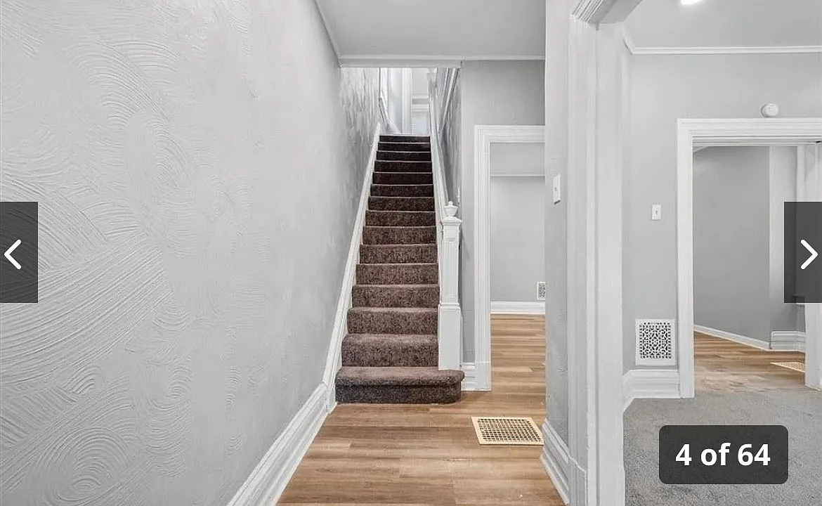 1516 Superior Avenue — Photo 2