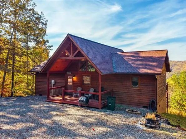 190 Regency Dr, Murphy, NC 28906