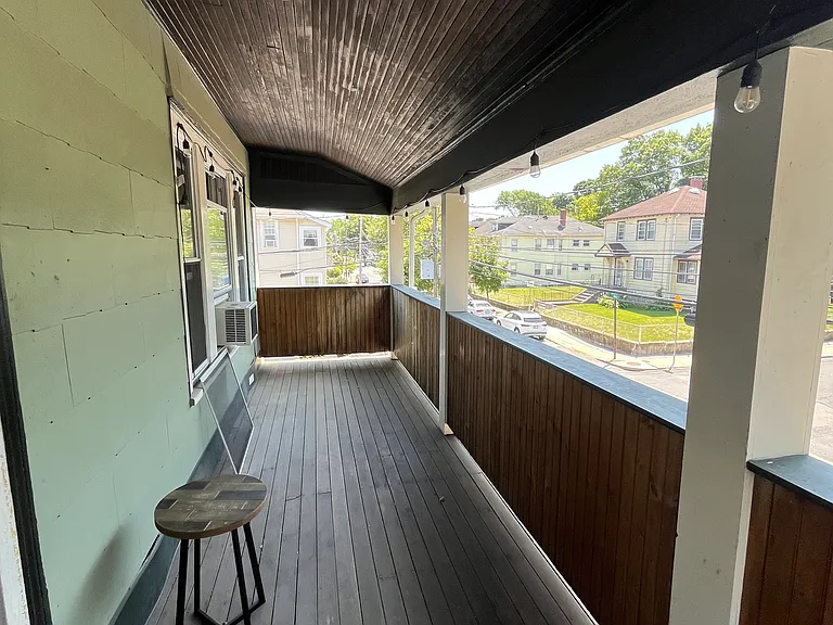 30 Elmira St #1 — Photo 10