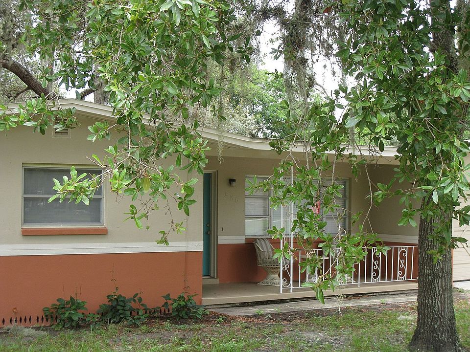 1st image of 535 1st Ave N