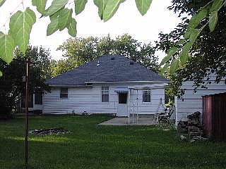 2nd image of 547 Pickard Rd