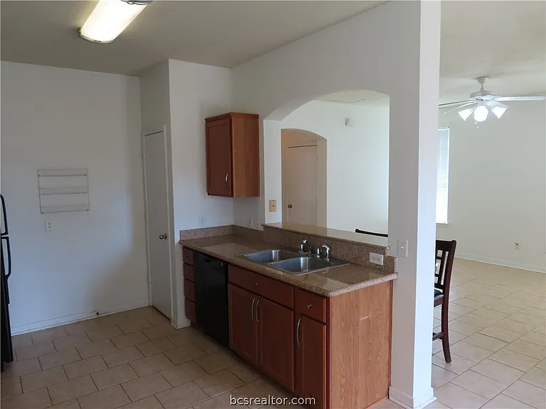 4115 McFarland Dr — Photo 17