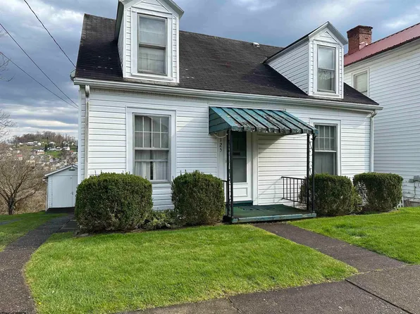 125 Waldeck St, Clarksburg, WV 26301