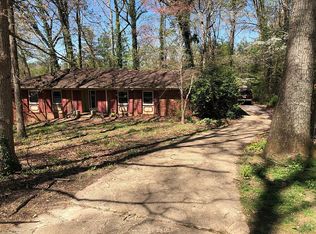 56 Rathfarnham Rd, Asheville, NC 28803