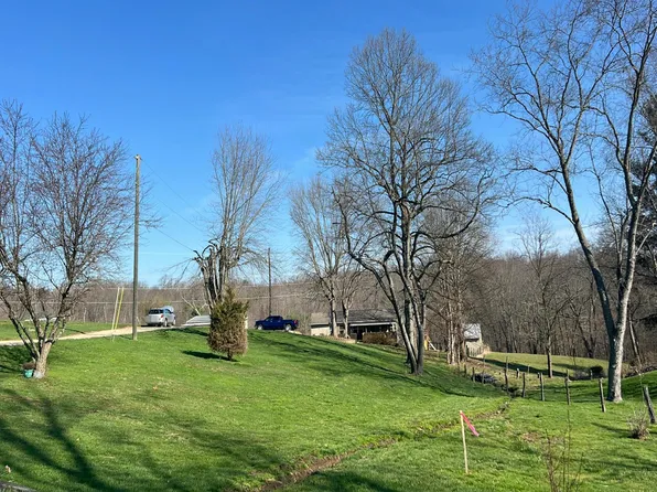 801 3rd St, Philo, OH 43771