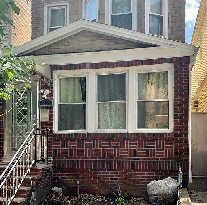 1st image of 8506 102nd St
