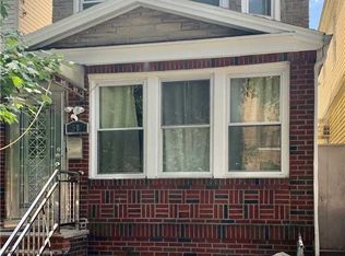 8506 102nd St, Richmond Hill, NY 11418