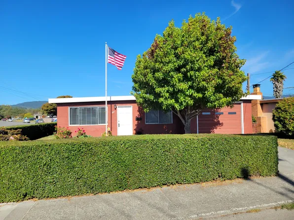 1411 Newburg Rd, Fortuna, CA 95540