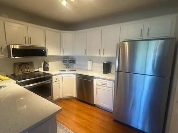236 PINE HOV Circle #D-2, Greenacres, FL 33463