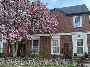 2366 Charney Rd, University Heights, OH 44118