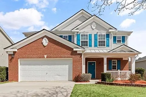 3 bed, 2.5 bath, 2089 sqft, $2,350 — Photo 1
