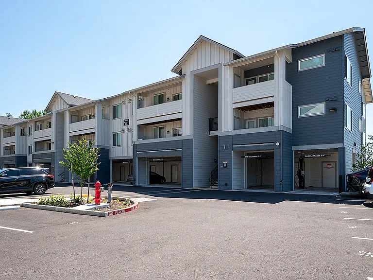 Pacific Ridge Apartments — Photo 53