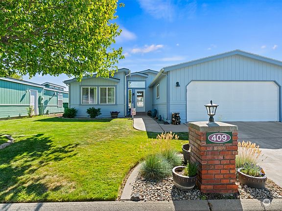 2nd image of 1100 S Rosewood Drive #409