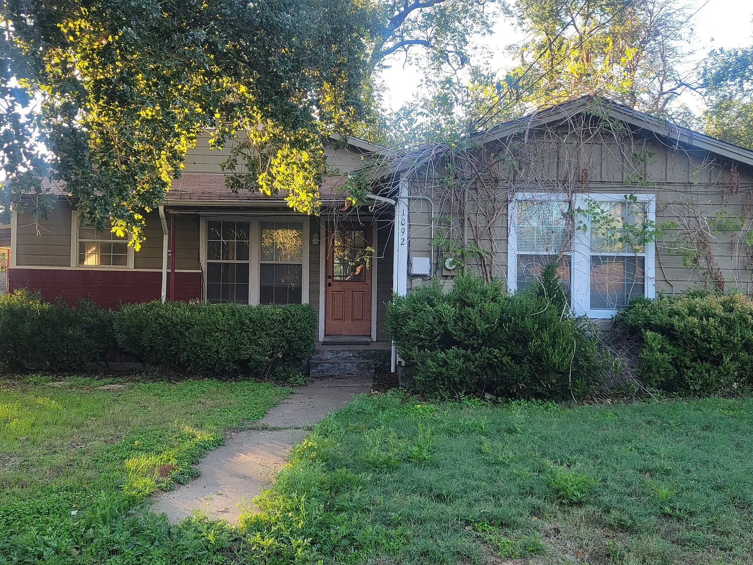 3 bed, 1168 sqft, $1,500 — Photo 2