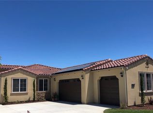 1215 Grand Meadow Way, Santa Maria, CA 93455