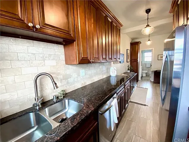 4125 S Figueroa St #407 — Photo 9