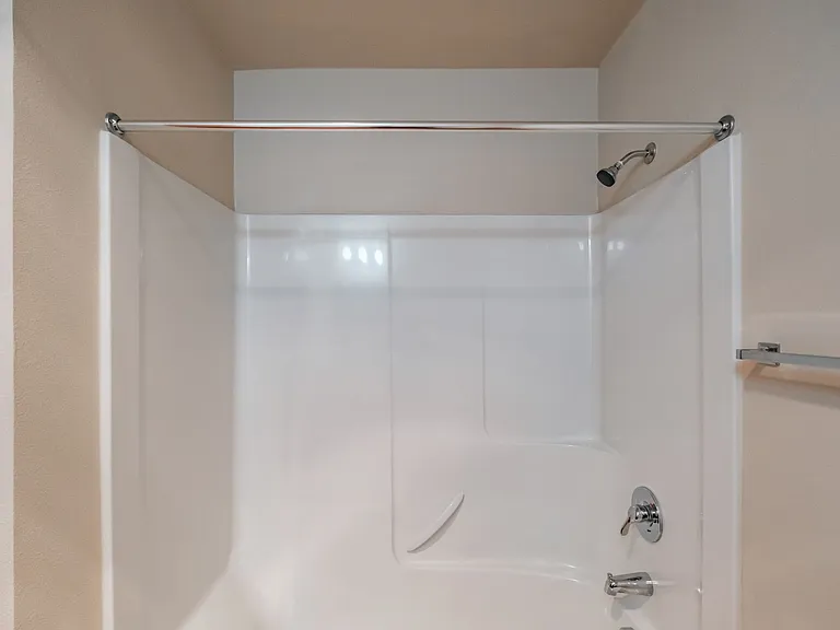 Aspen Place Apartments — Photo 103