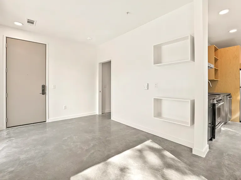 South Yard Lofts — Photo 30