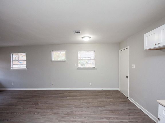 4th image of 7124 Twin Oaks Rd