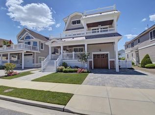 138 18th St, Avalon, NJ 08202