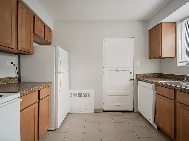 Vintage Kitchen 7347-G