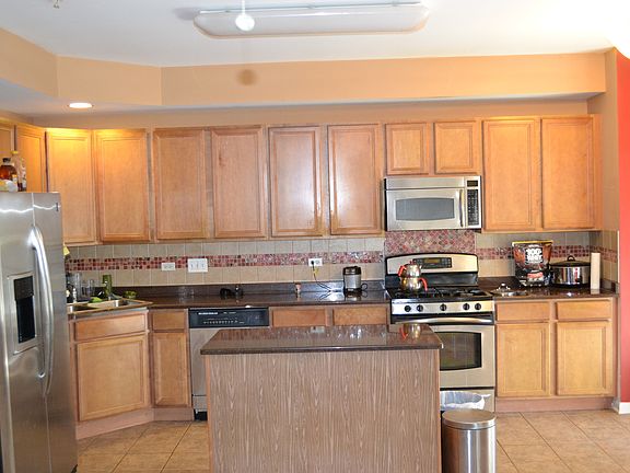 3rd image of 1667 Buckingham Dr