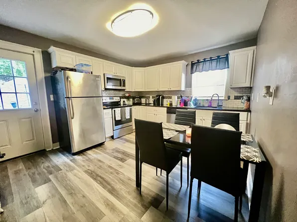 22 Gershom Ave, Lowell, MA 01854