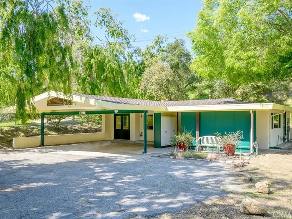 4171 Hampstead Rd, La Canada Flintridge, CA 91011