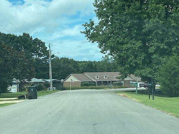 5th image of 101 Hazelwood Dr